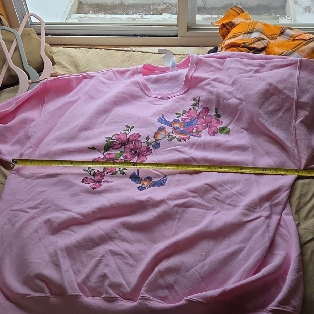 Jerzees Pink Floral Bird Embellished Sweatshirt. 3XL - Picture 6 of 6